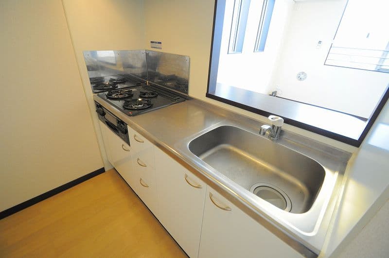 Room image 11