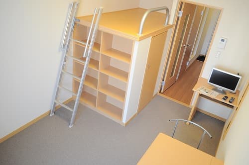 Room image 13