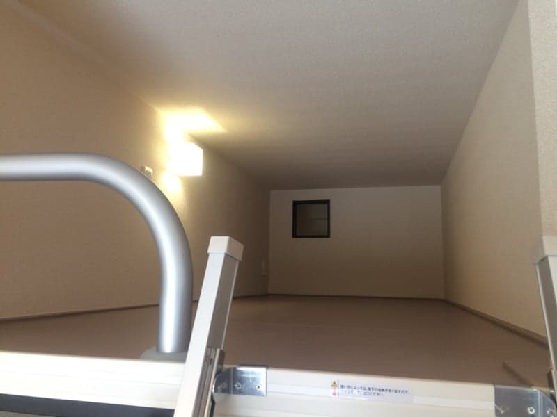 Room image 16