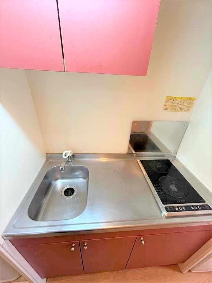 Room image 16