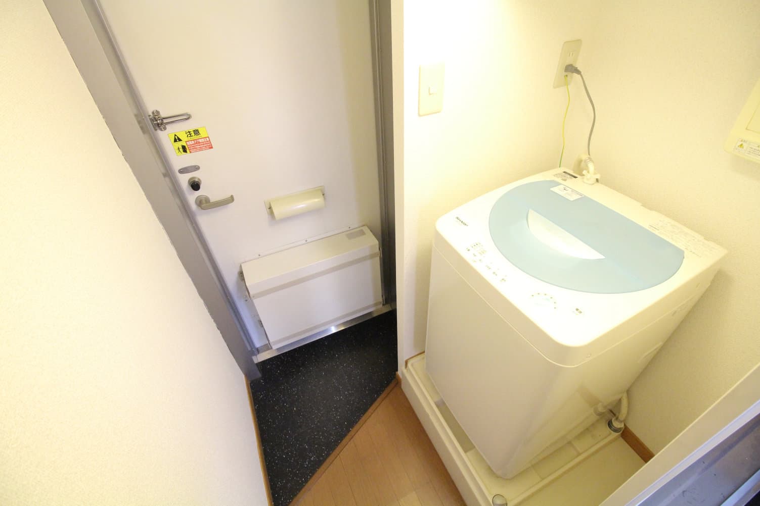 Room image 16