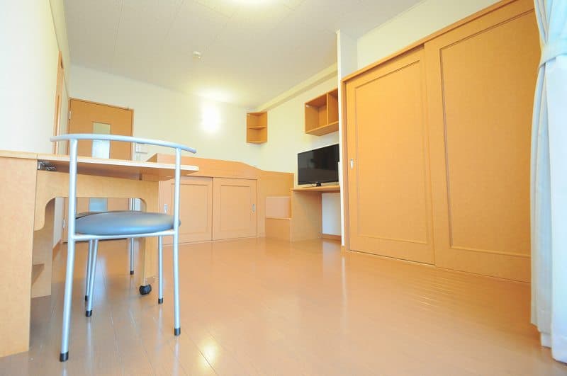 Room image 11