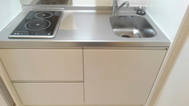 Room image 11