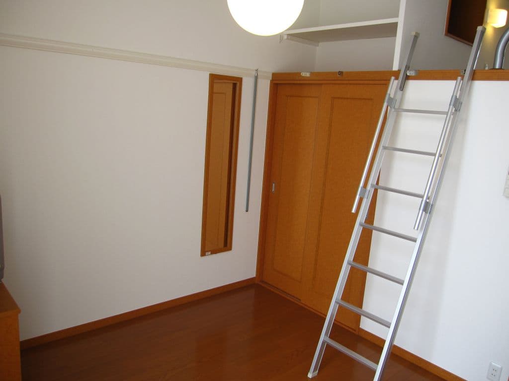 Room image 10