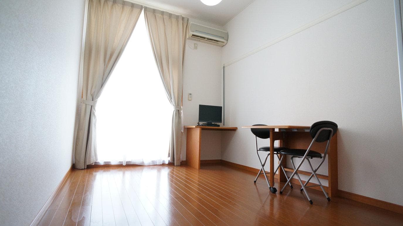 Preview interior of leopalace Miki