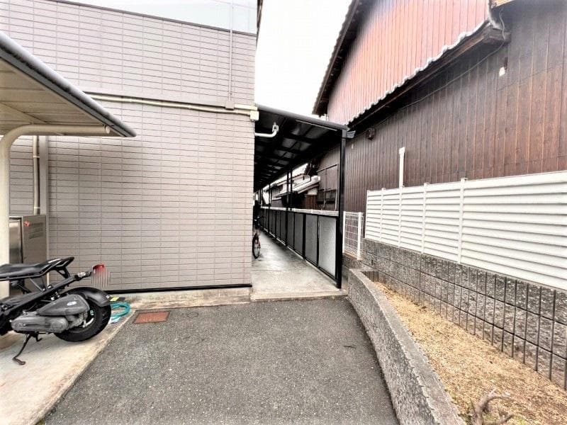 Room image 14