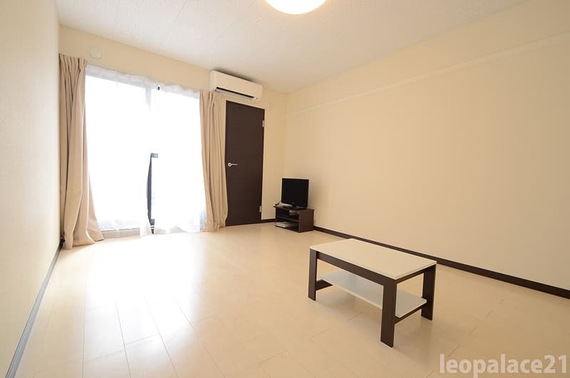 Preview interior of LEONEXT MK Luce
