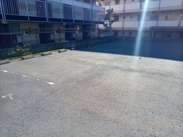 Room image 16