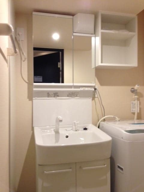 Room image 11