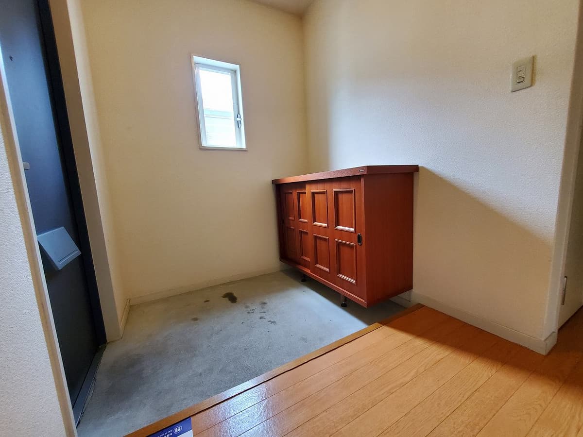 Room image 12