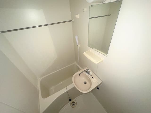 Room image 14