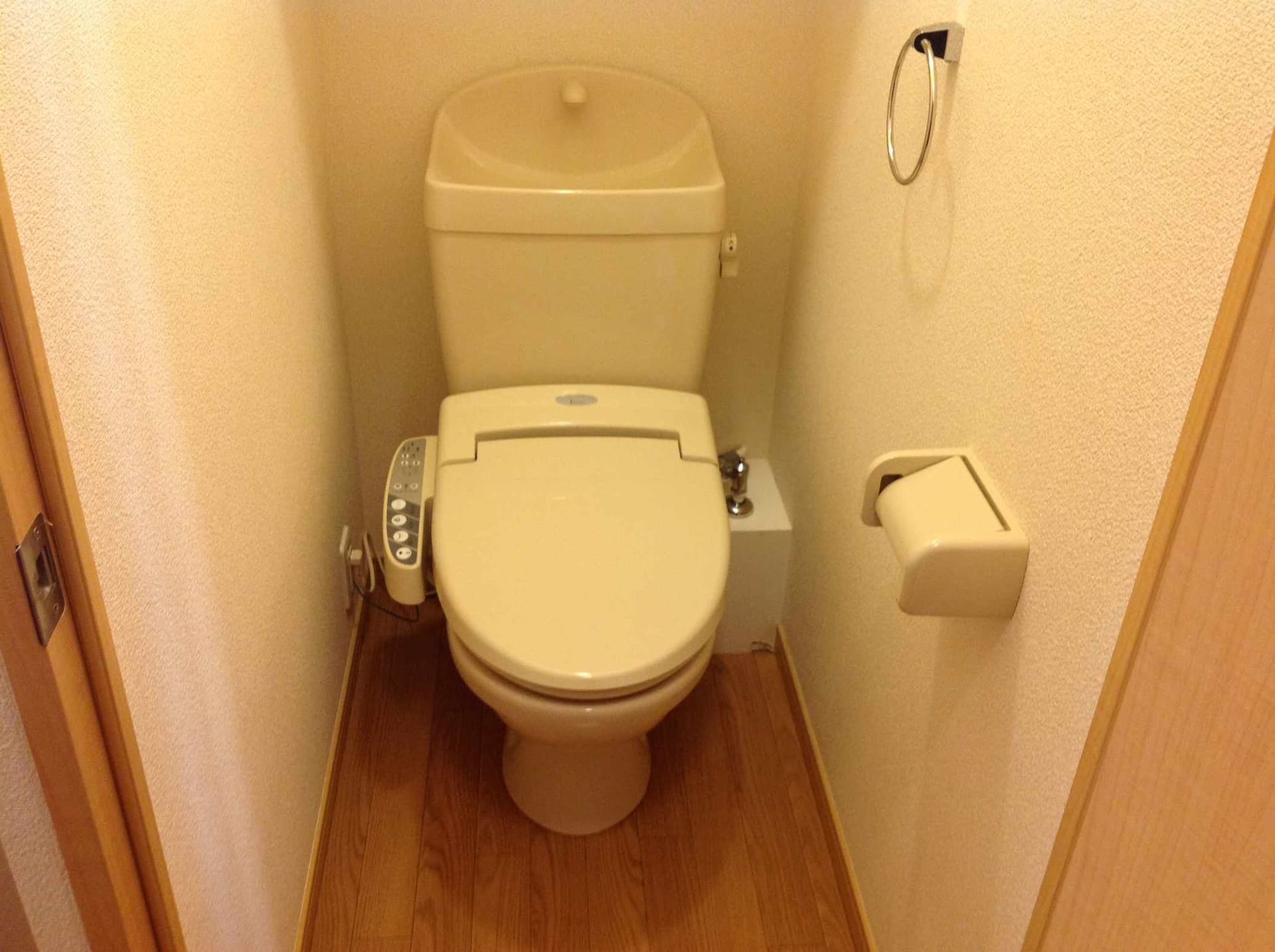 Room image 11