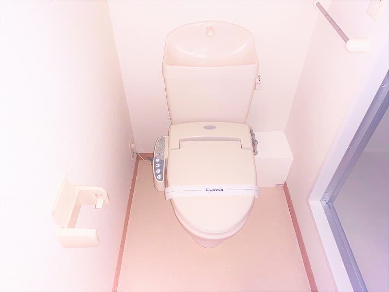 Room image 8
