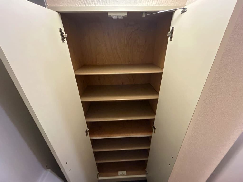 Room image 13