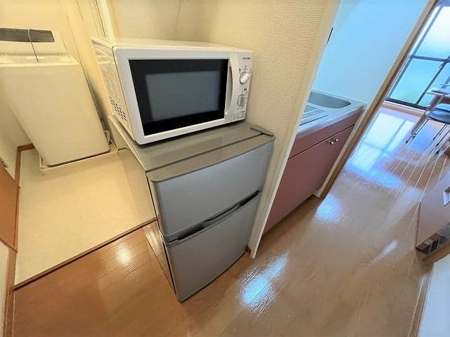 Room image 11