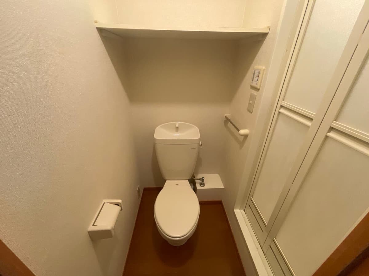 Room image 9