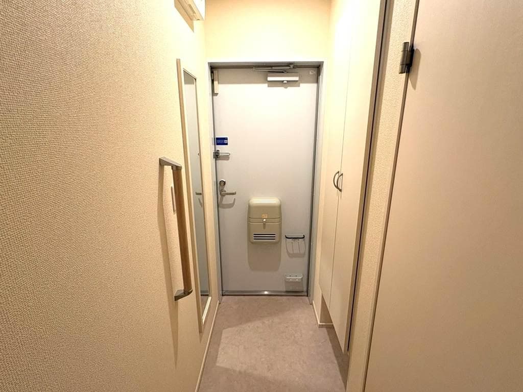 Room image 14