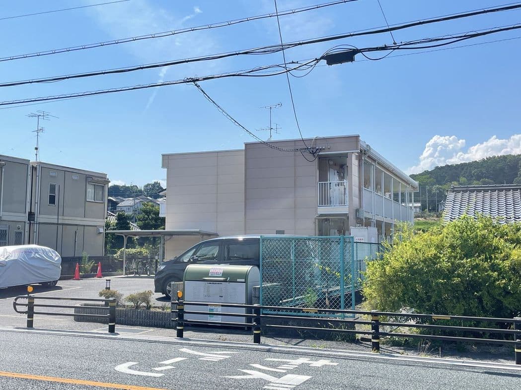 Main exterior of leopalace Kinugawa