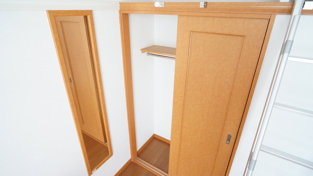 Room image 11