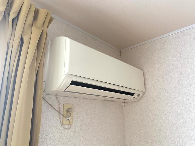 Room image 14