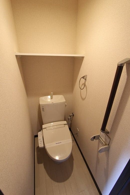 Room image 11