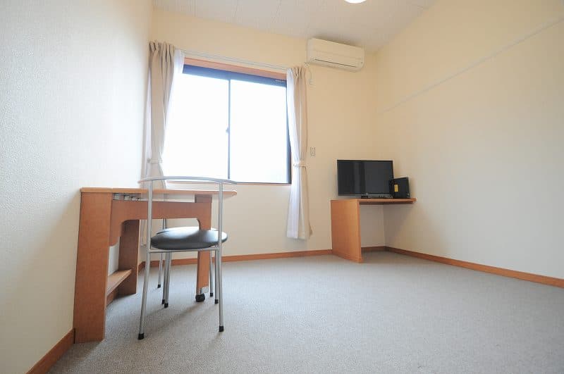 Room image 8