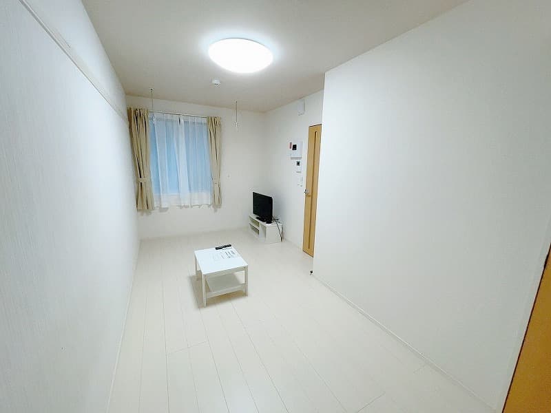 Room image 11