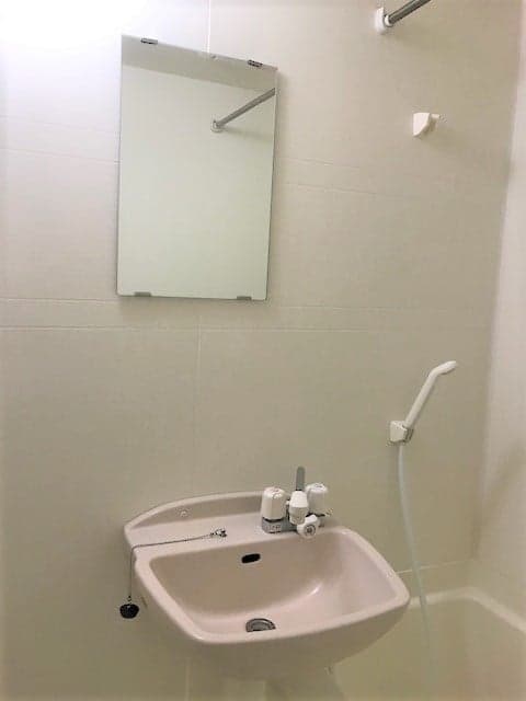 Room image 8