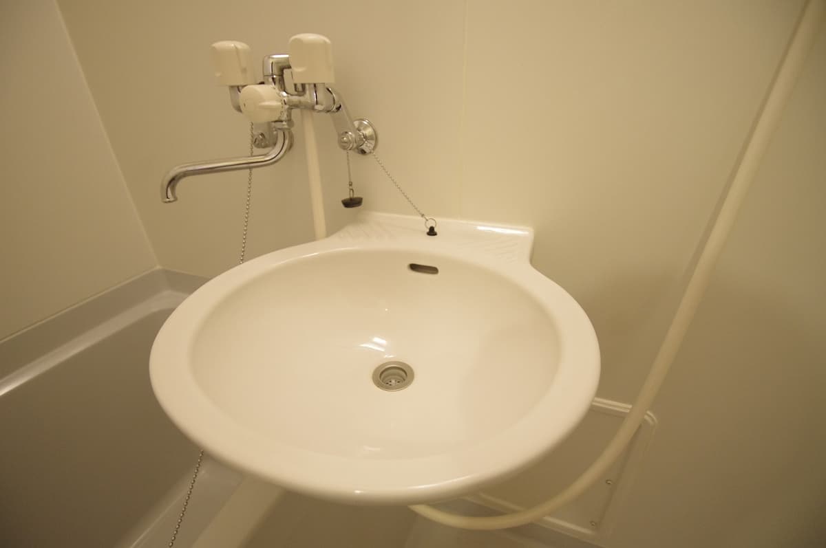Room image 8
