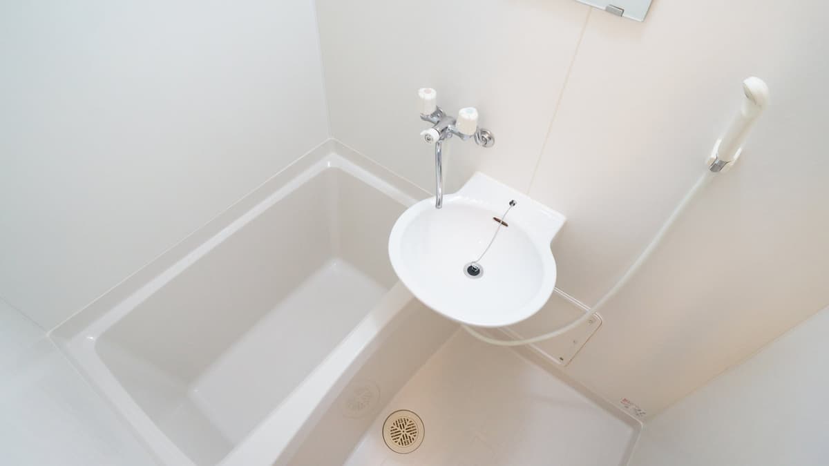 Room image 8