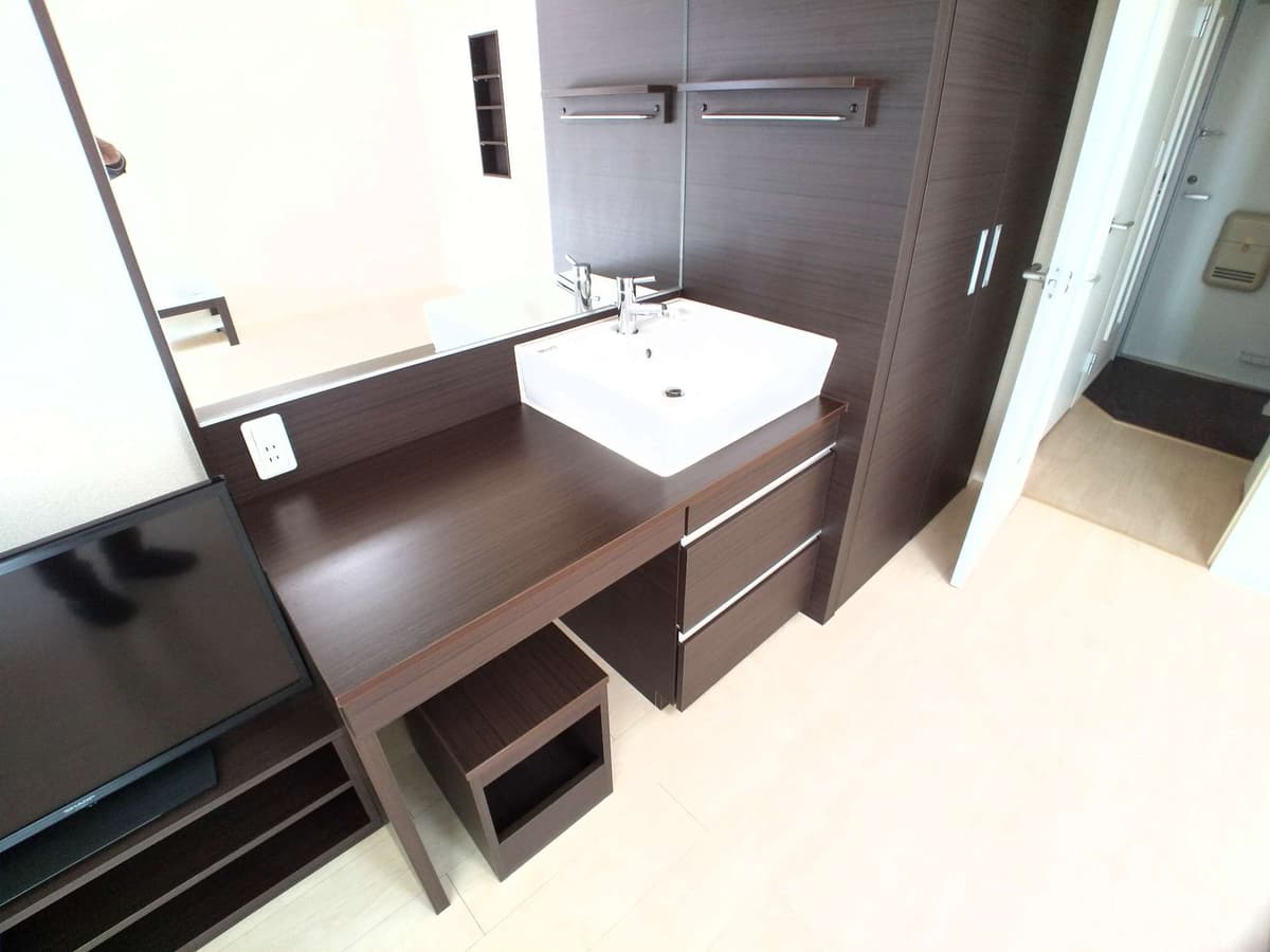 Room image 11