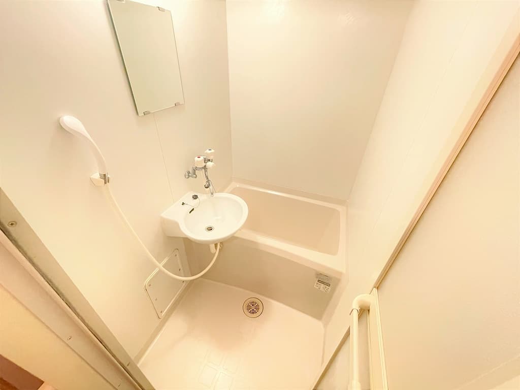 Room image 14