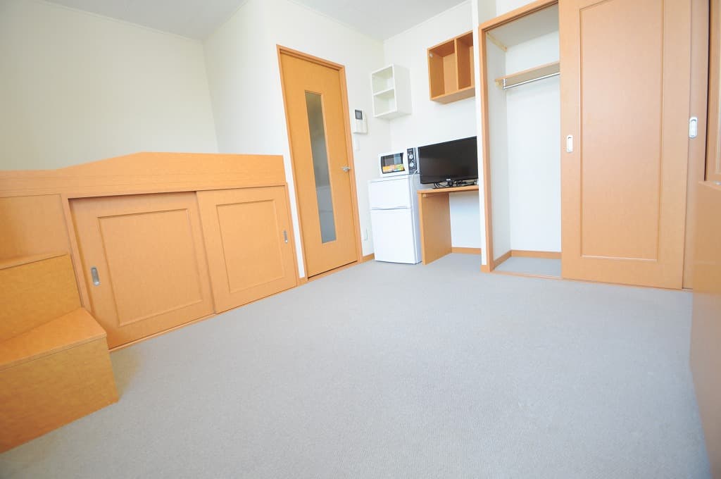 Room image 10