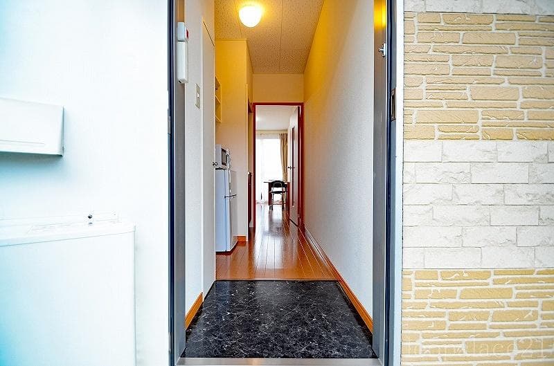 Room image 12
