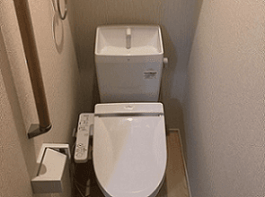 Room image 16