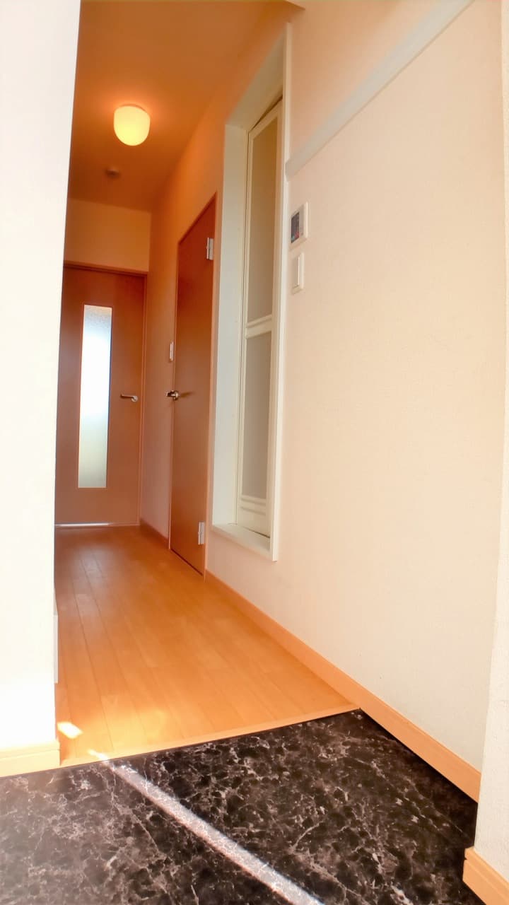 Room image 16