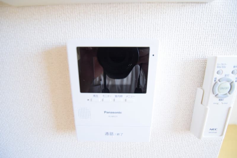 Room image 13
