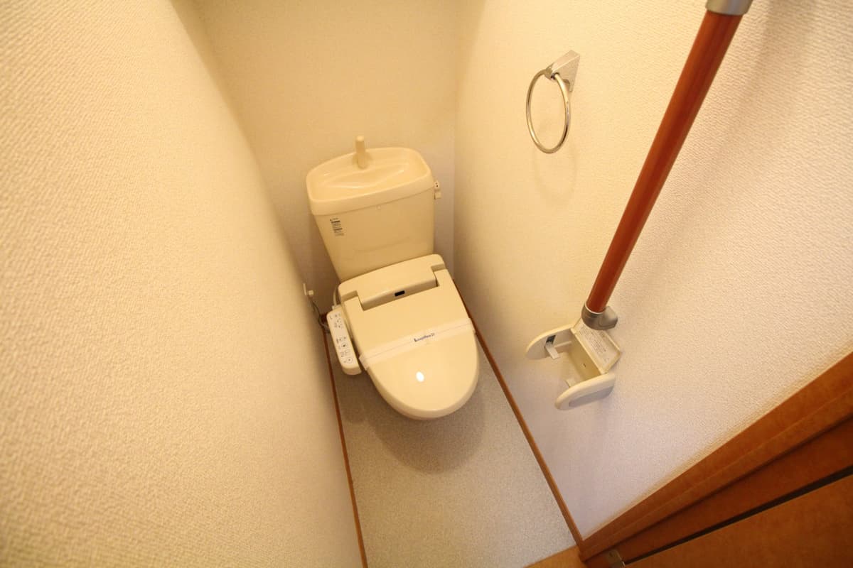 Room image 12