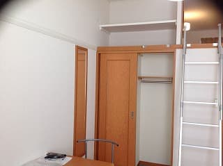 Room image 12