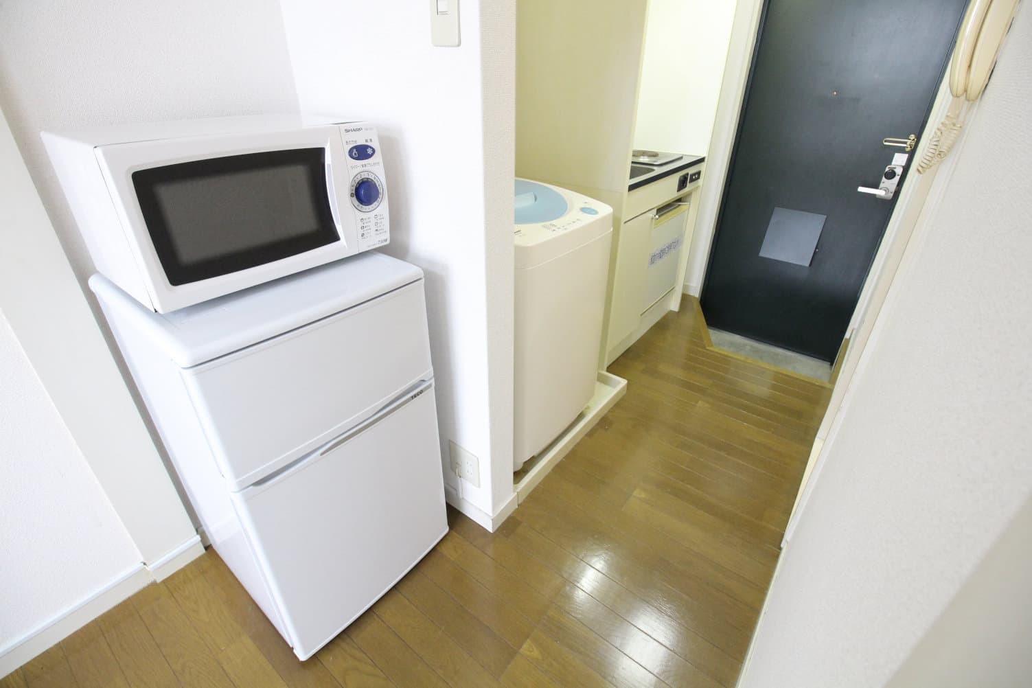 Room image 8