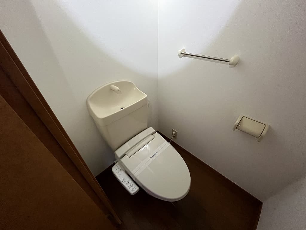 Room image 9