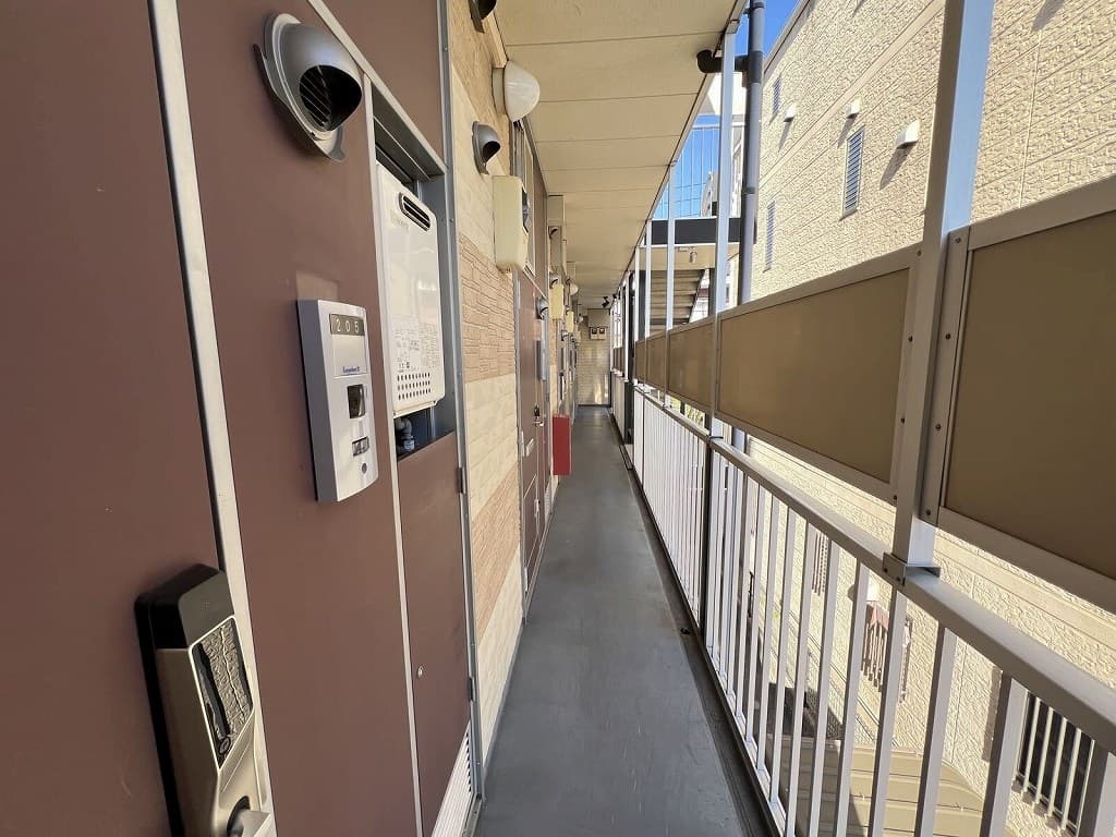 Room image 12