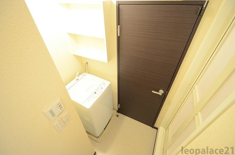 Room image 14