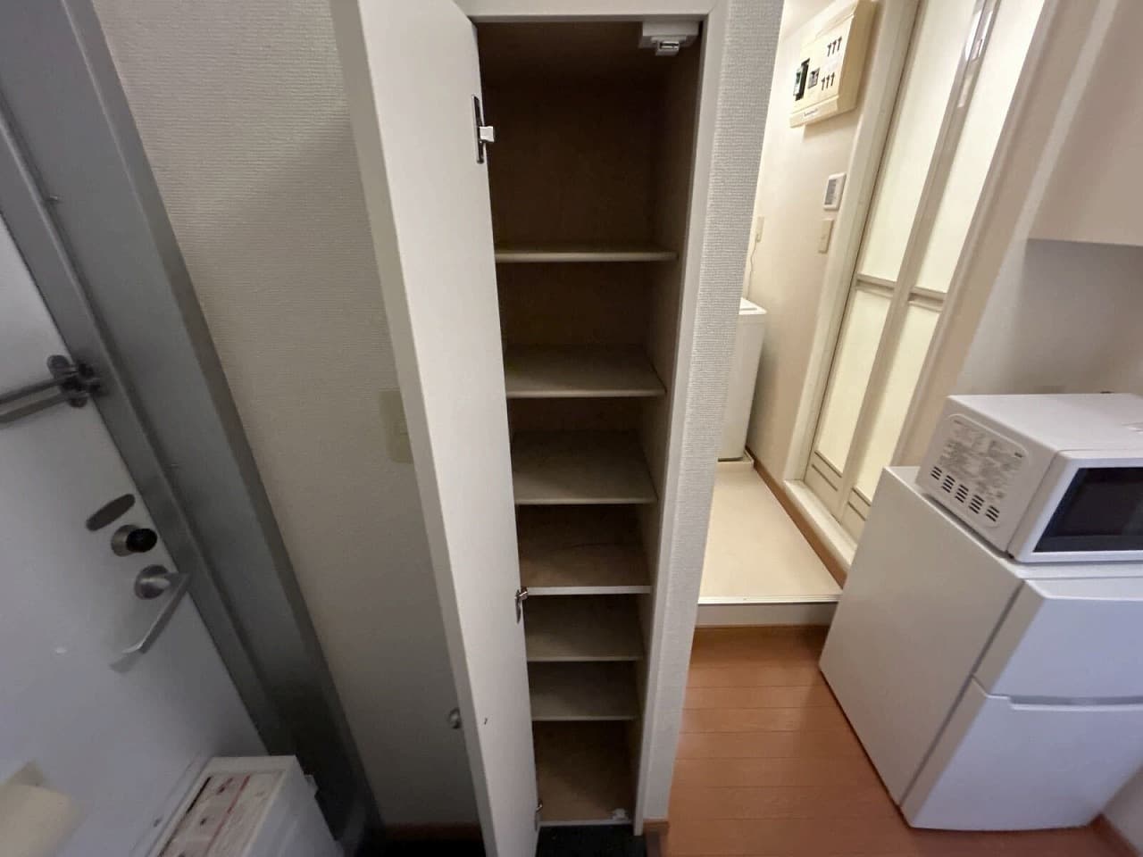 Room image 13