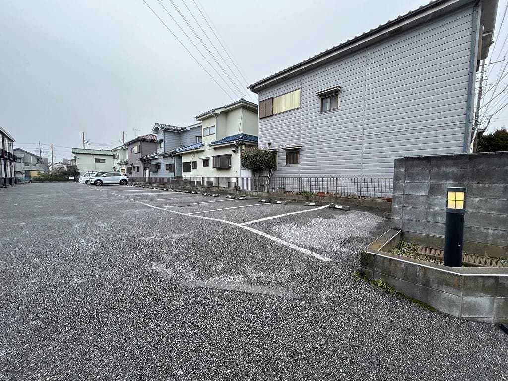 Room image 11