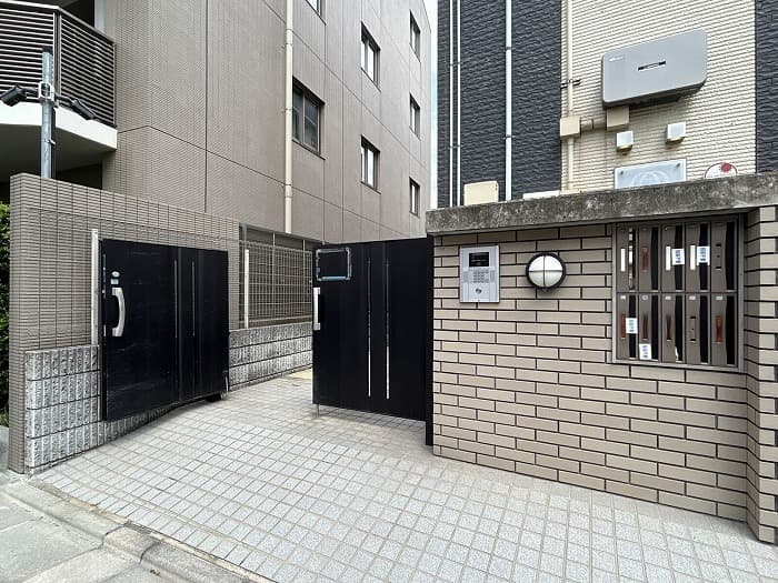 Room image 11