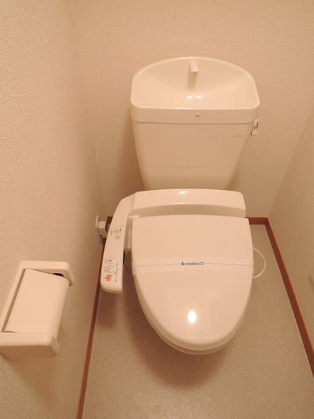 Room image 11