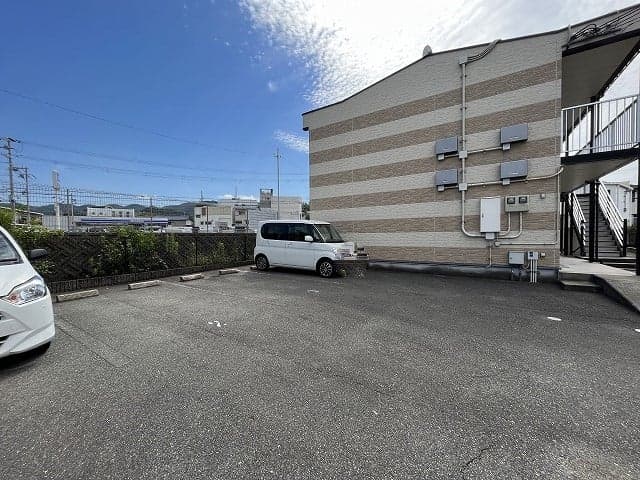 Room image 16