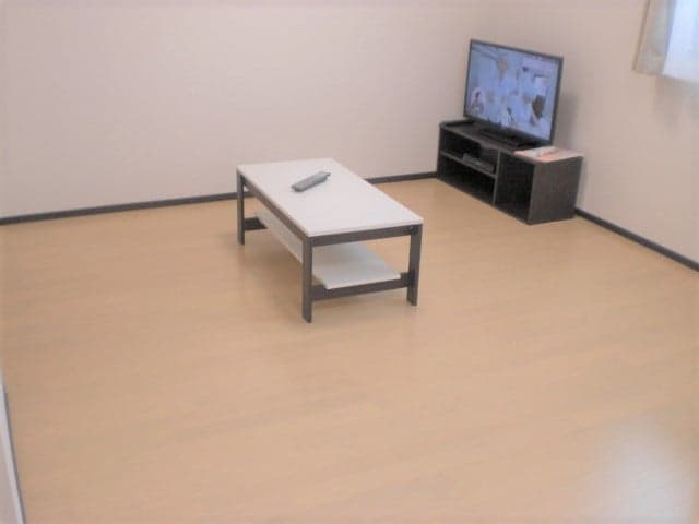 Room image 14