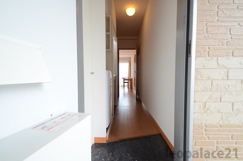 Room image 13